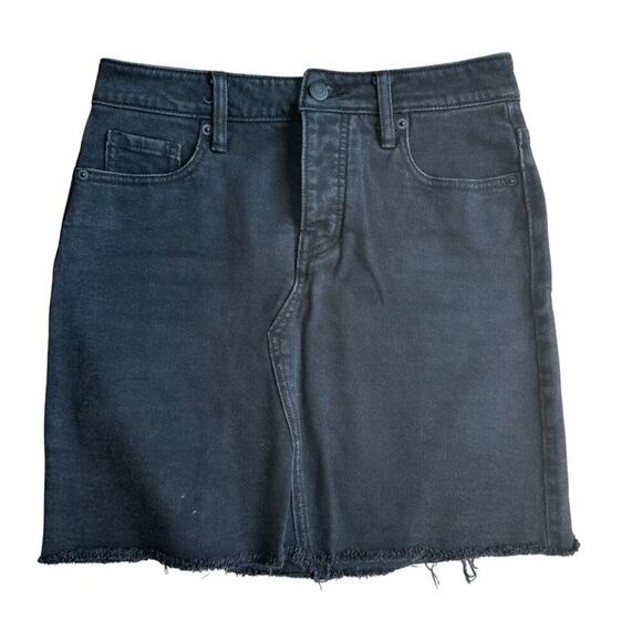 Old Navy High-Waisted OG Straight Button-Fly Black Mini Jean Skirt Black 0 - Picture 1 of 6